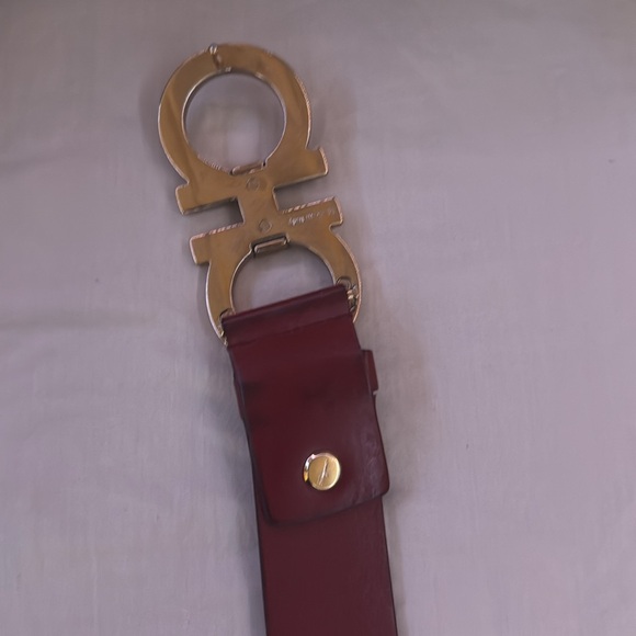 Ferragamo belt - Picture 2 of 2